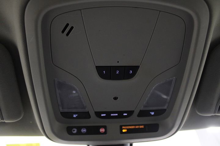 Used 2014 Chevrolet Impala LT w/ Convenience Package image 44