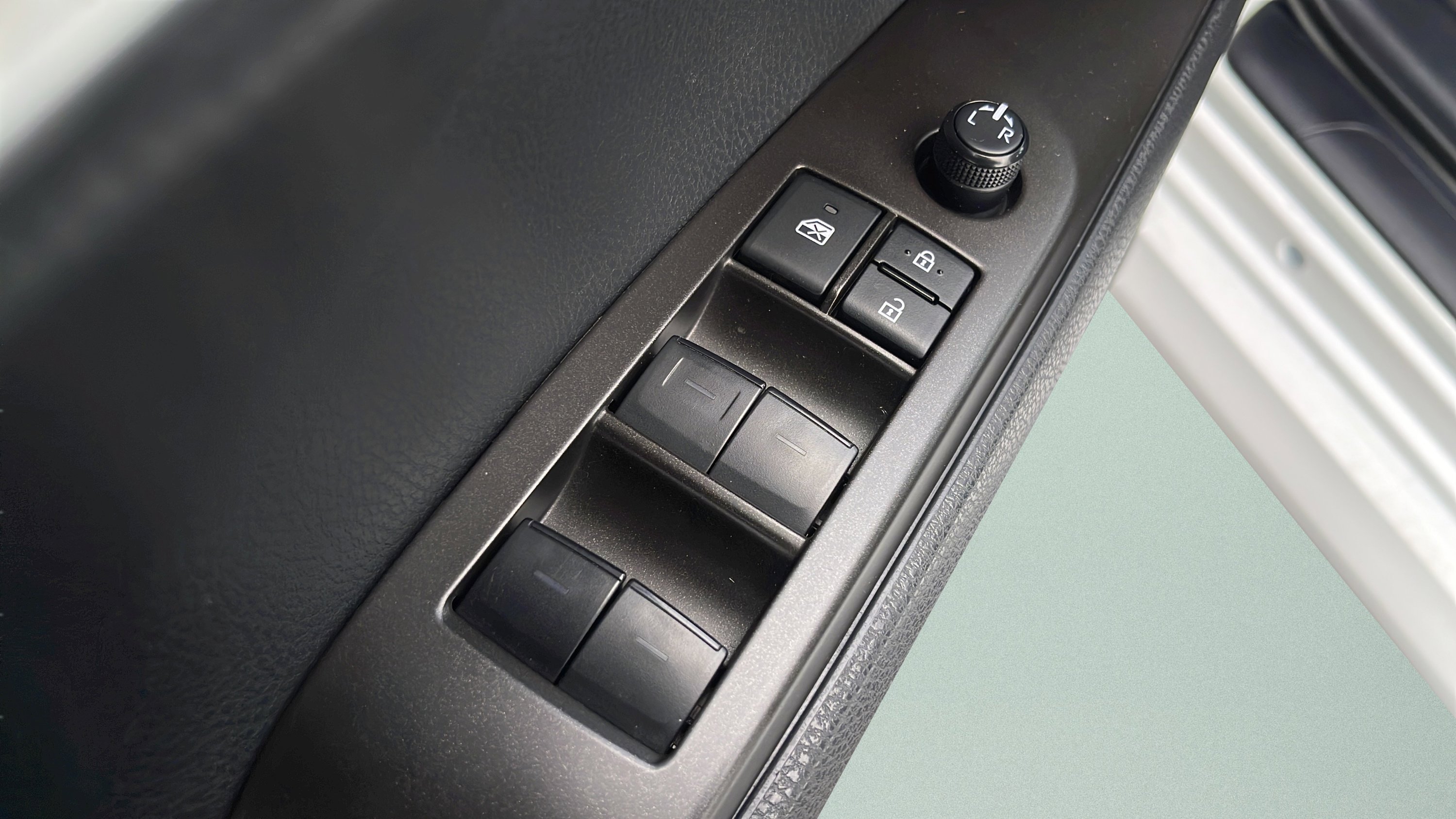 Used 2024 Toyota Camry LE image 21