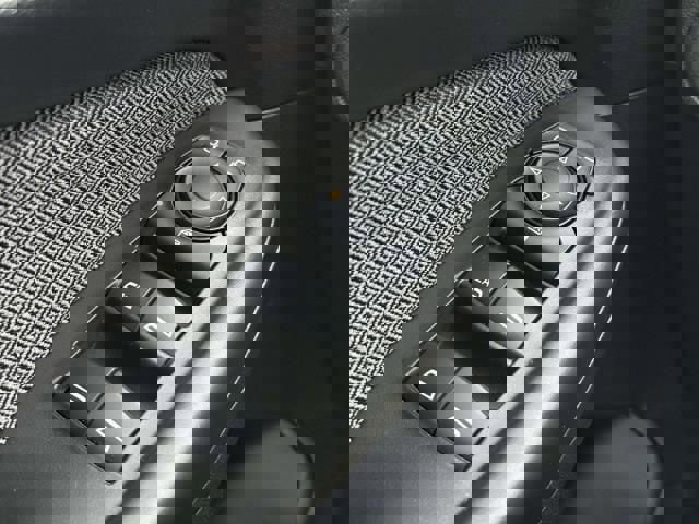 Used 2025 Chevrolet TrailBlazer LT image 16