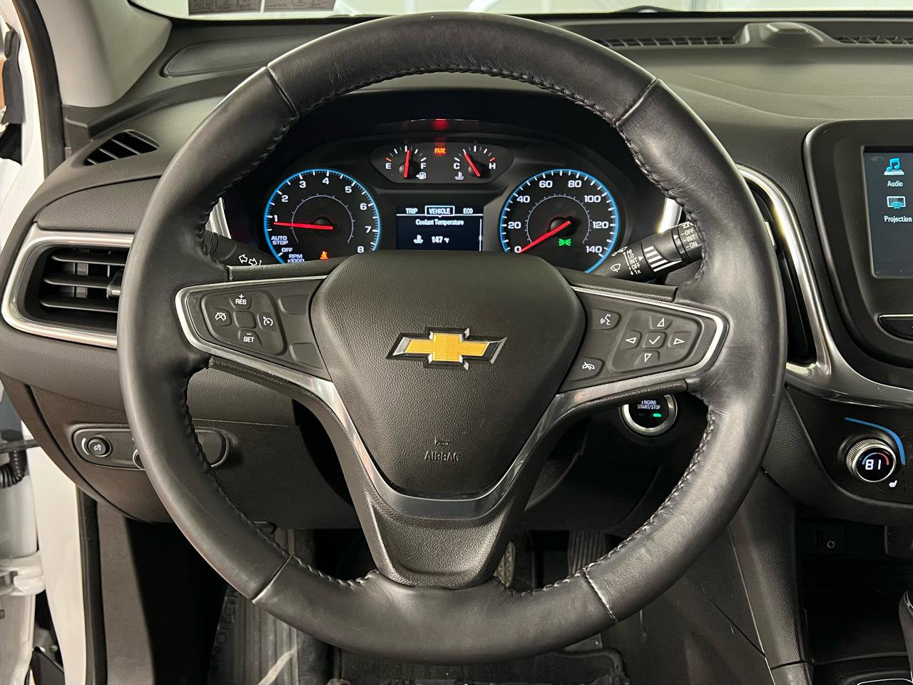 Used 2018 Chevrolet Equinox LT image 18