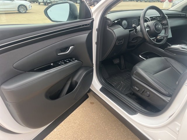 Used 2023 Hyundai Tucson Limited image 10