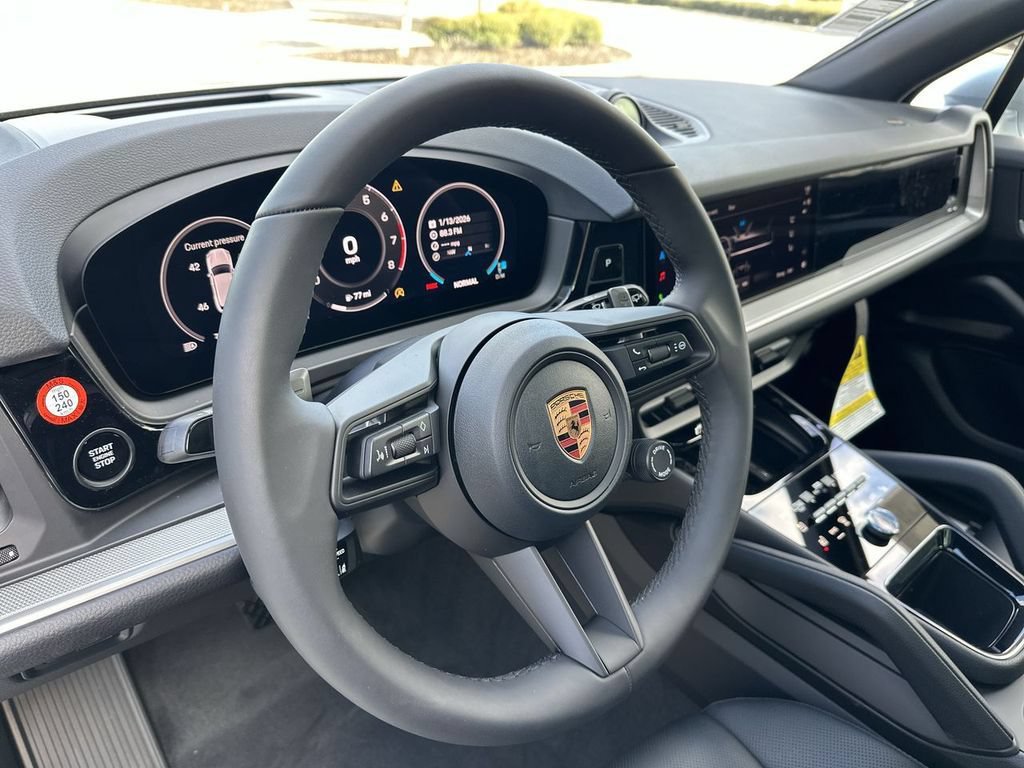 Certified 2026 Porsche Cayenne AWD/4WD image 10