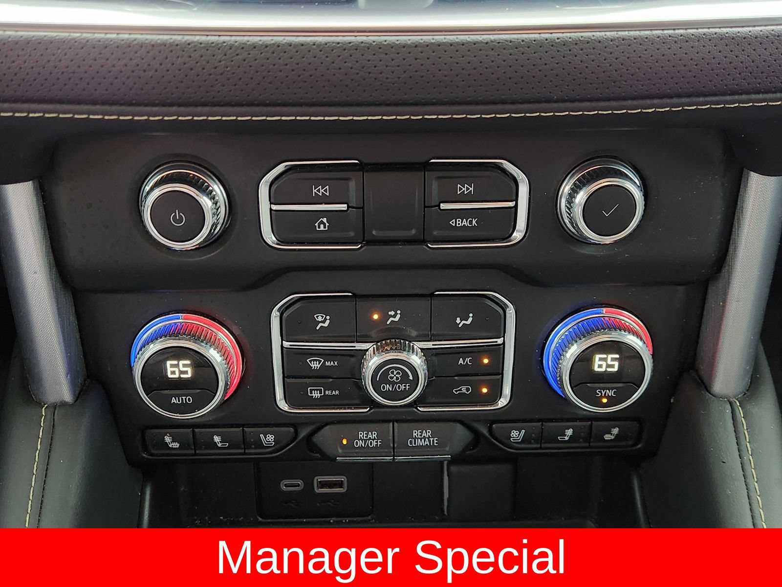 Used 2024 GMC Yukon SLT AWD/4WD image 22