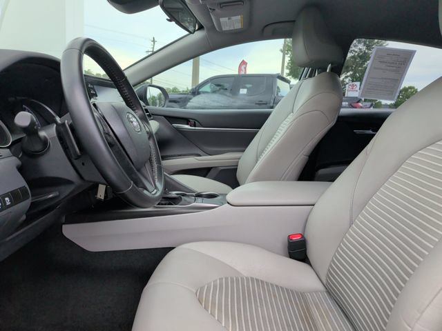 Used 2023 Toyota Camry SE FWD image 16