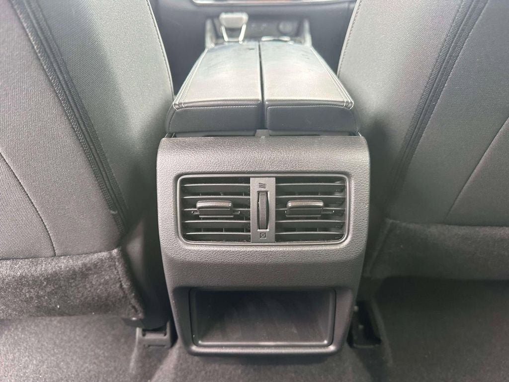 Used 2023 Nissan Rogue S AWD/4WD image 12