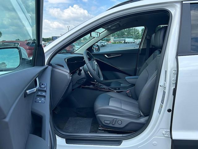New 2025 Kia Niro EX image 14