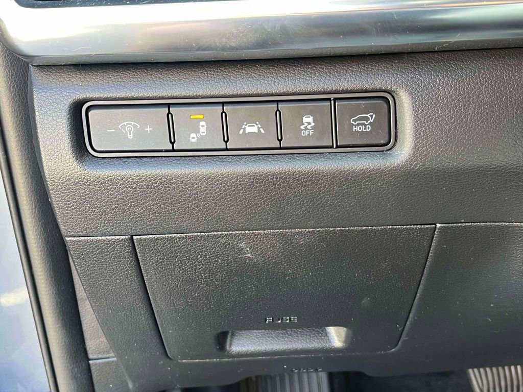 Used 2022 Kia Telluride EX w/ EX Premium Package image 18