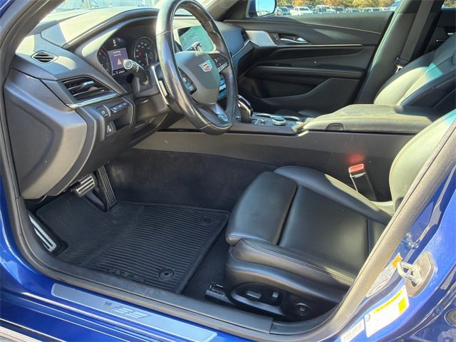 Used 2020 Cadillac CT4 V w/ Technology Package image 9