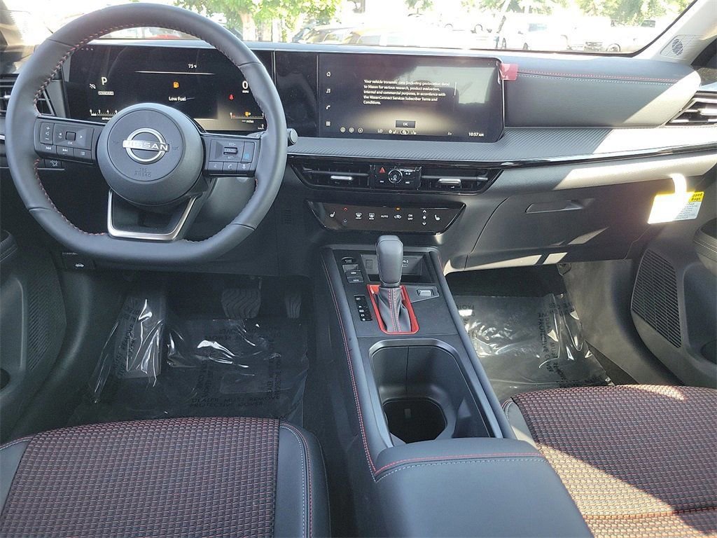 New 2026 Nissan Kicks SR w/ SR Premium Package image 7