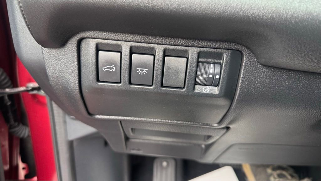 Used 2024 Subaru Ascent Limited w/ Technology Package image 17