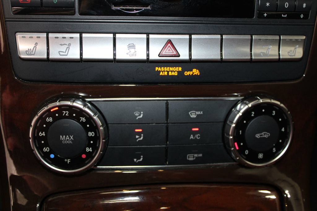 Used 2012 Mercedes-Benz SLK 350 image 45