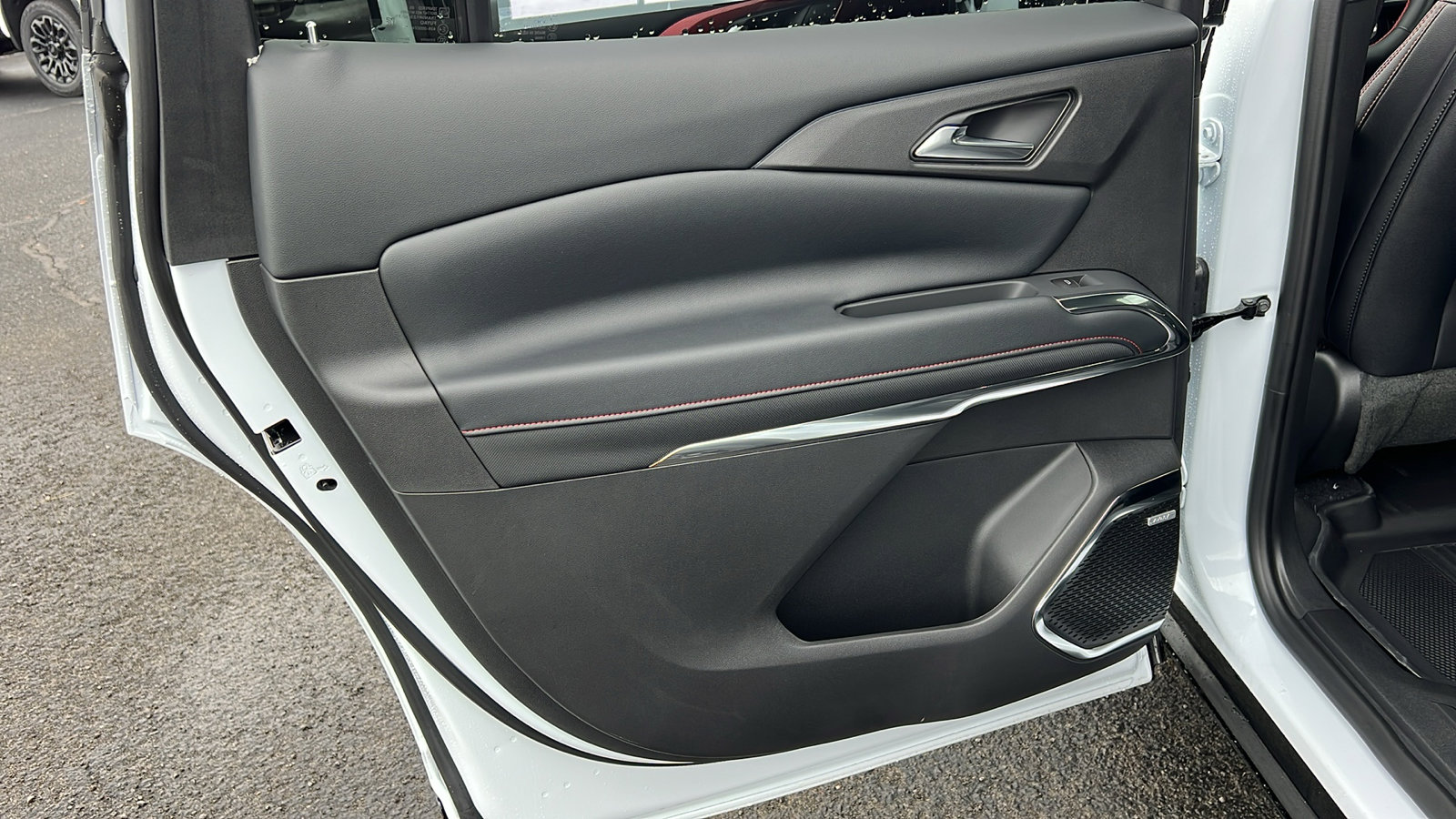 New 2026 Chevrolet Traverse RS w/ LPO, Floor Liner Package image 13