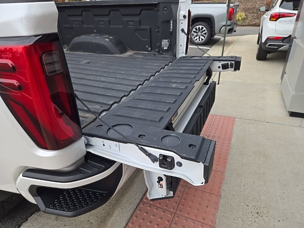 Used 2024 GMC Sierra 2500 Denali w/ Denali Reserve Package image 59