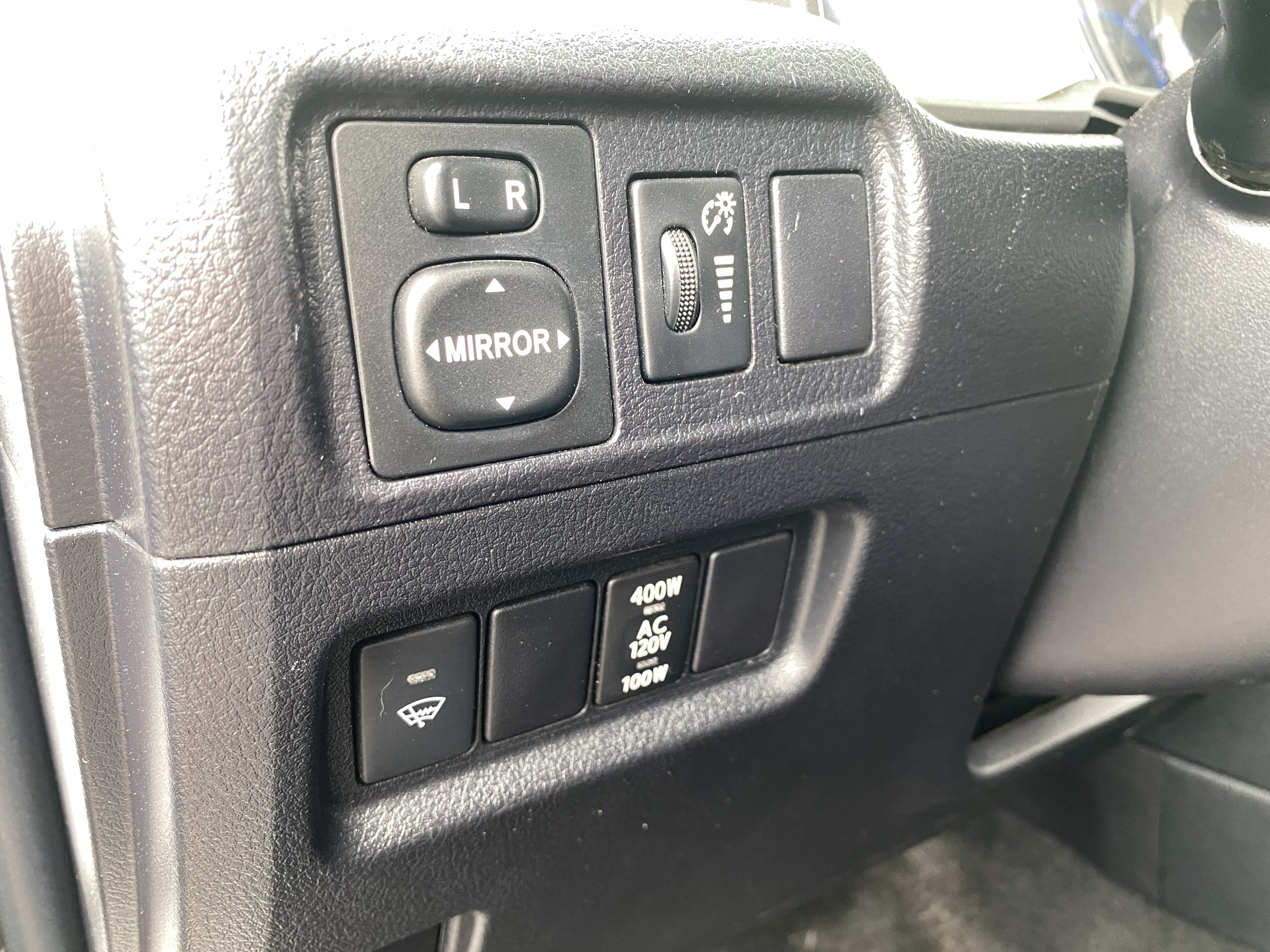Used 2019 Toyota 4Runner TRD Off-Road Premium AWD/4WD image 19