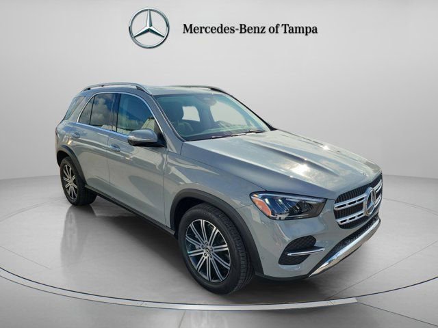 Used 2025 Mercedes-Benz GLE 450e 4MATIC w/ Winter Package image 4