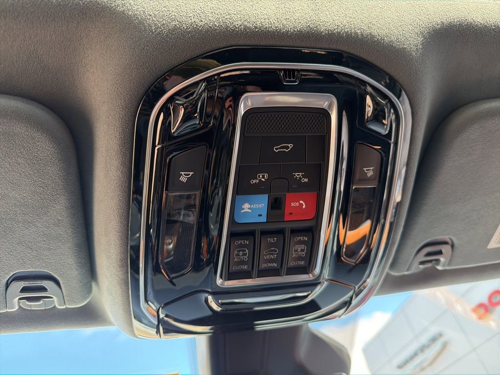 Used 2023 Jeep Grand Wagoneer Series III image 34