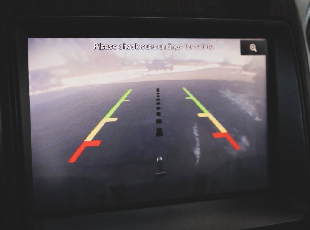 Used 2013 Ford F150 Lariat w/ Lariat Chrome Pkg image 4