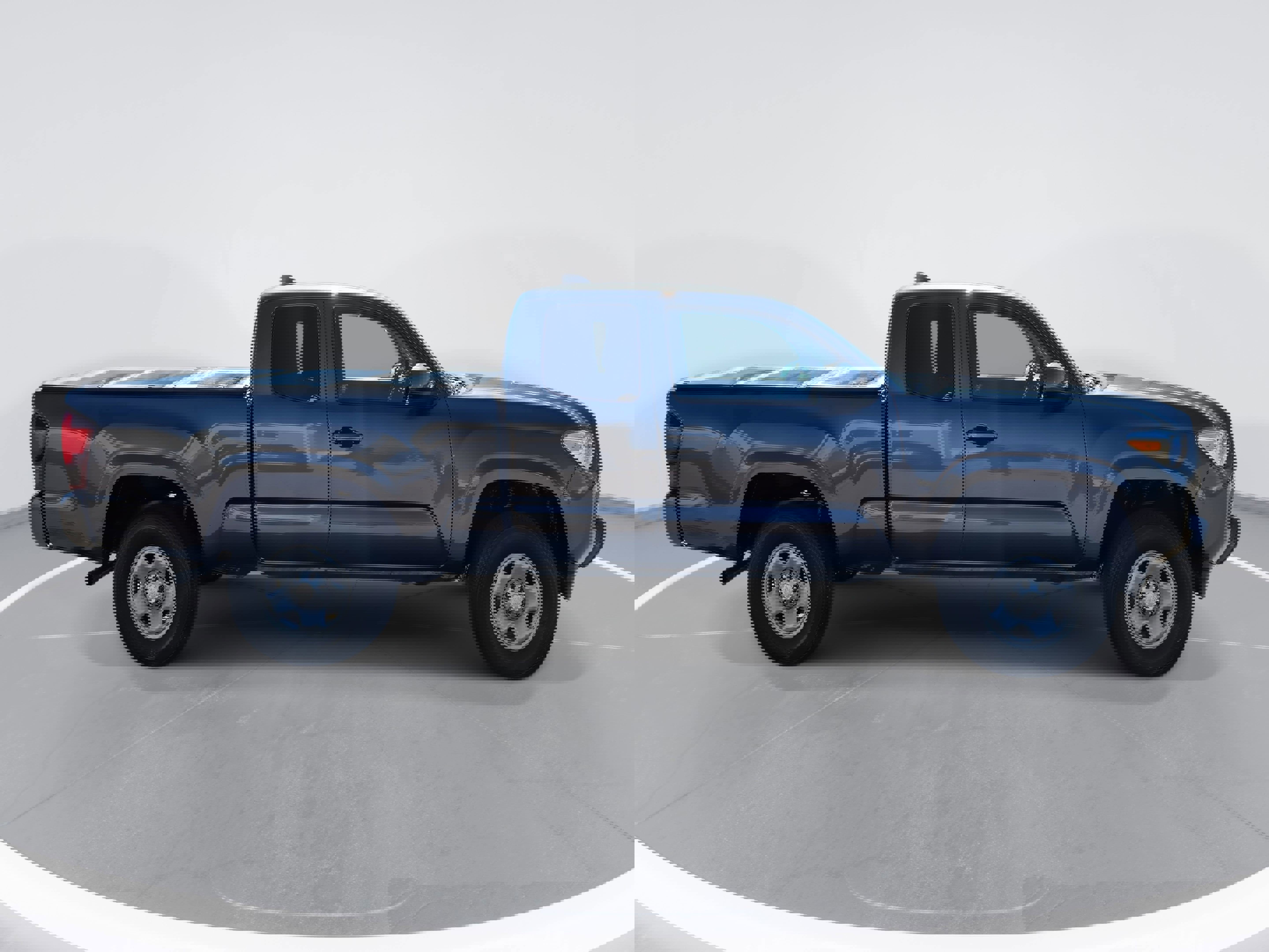 Used 2023 Toyota Tacoma SR image 4