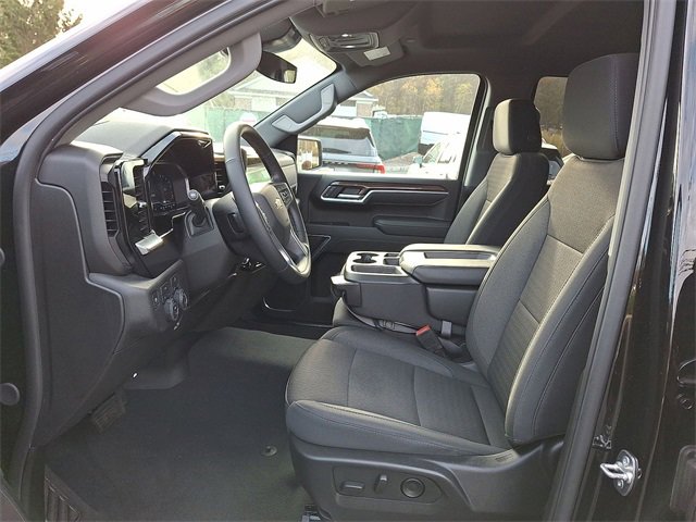 Used 2025 Chevrolet Silverado 1500 LT image 14