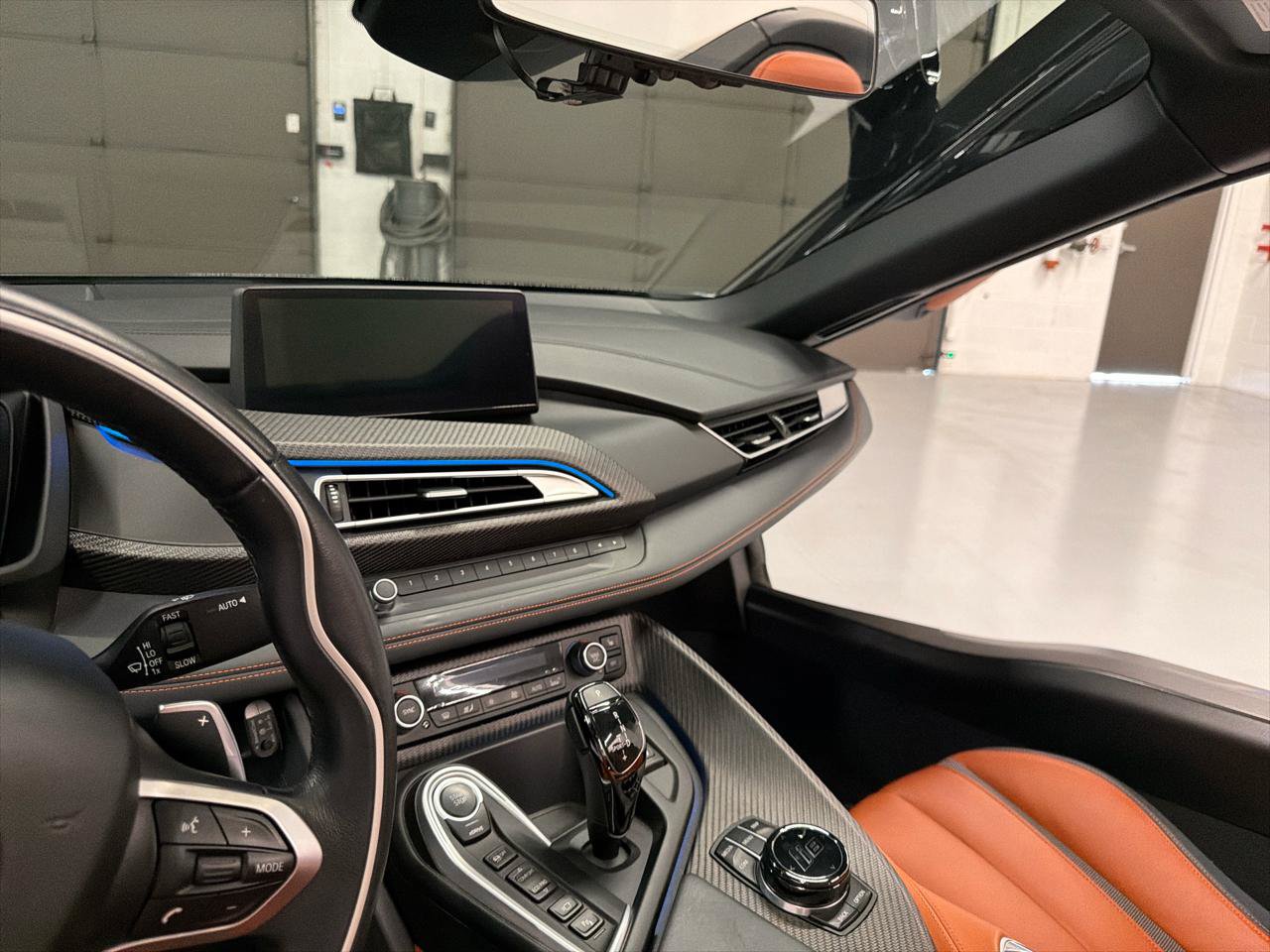Used 2019 BMW i8 Roadster AWD/4WD image 19