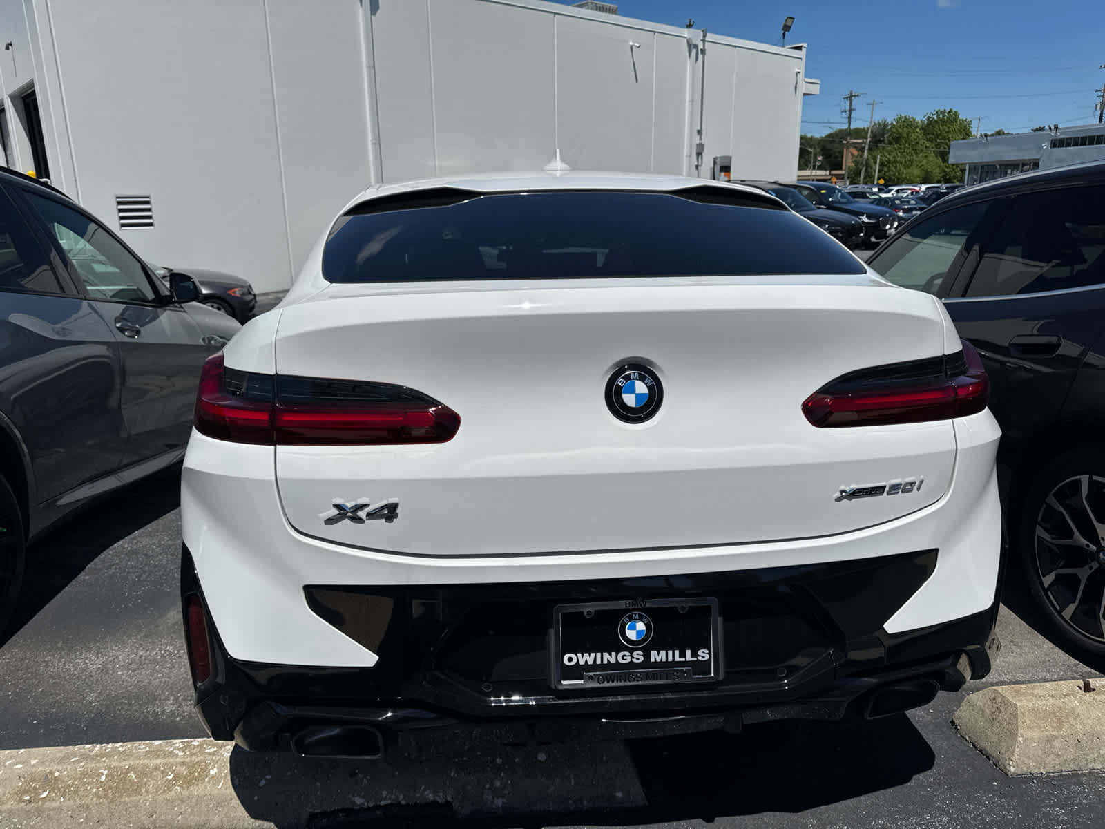 Used 2025 BMW X4 xDrive30i w/ Premium Package AWD/4WD image 5
