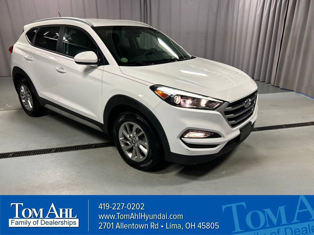Used 2017 Hyundai Tucson SE w/ SE Popular Package 02