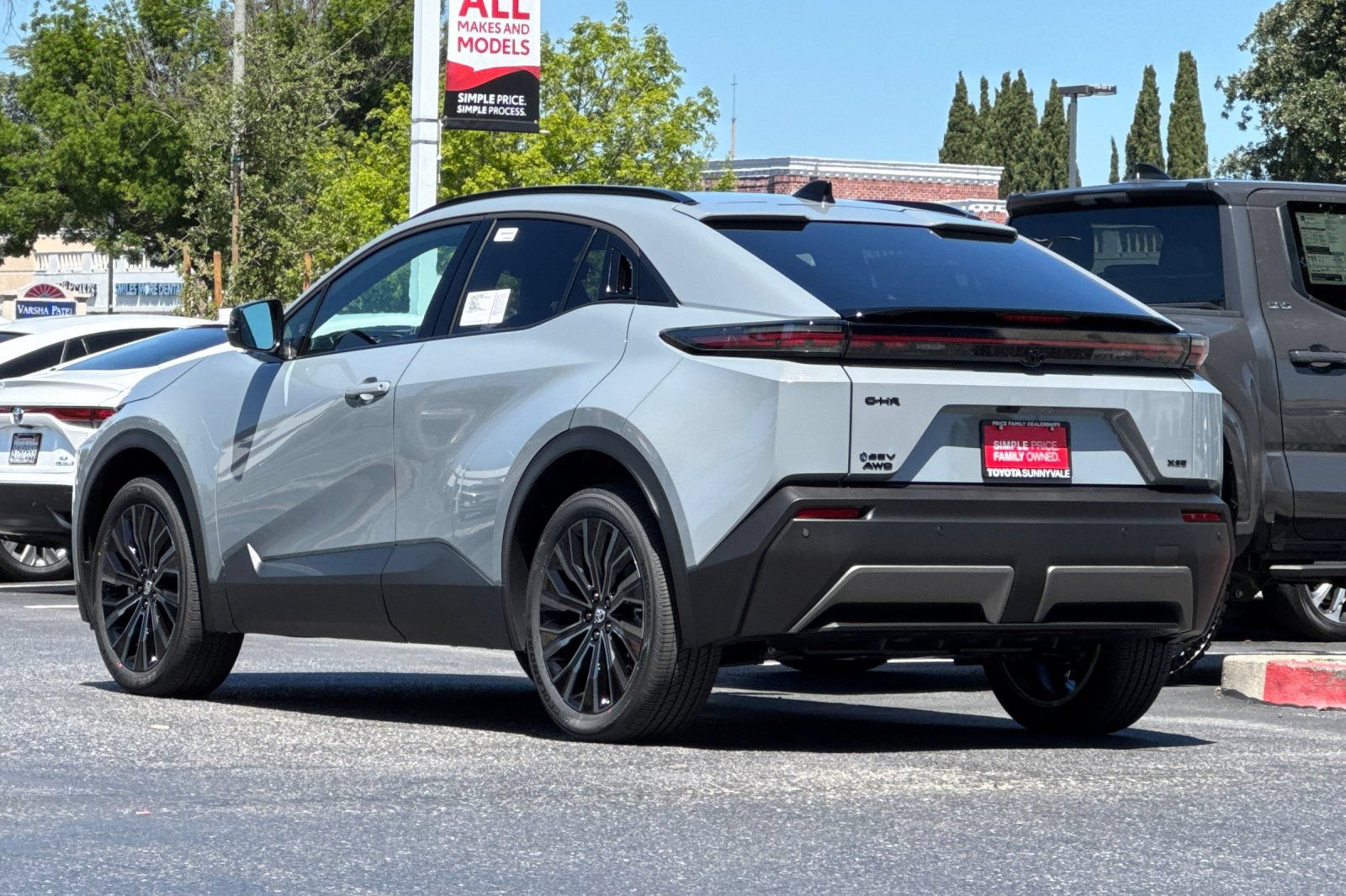 New 2026 Toyota C-HR AWD/4WD image 7