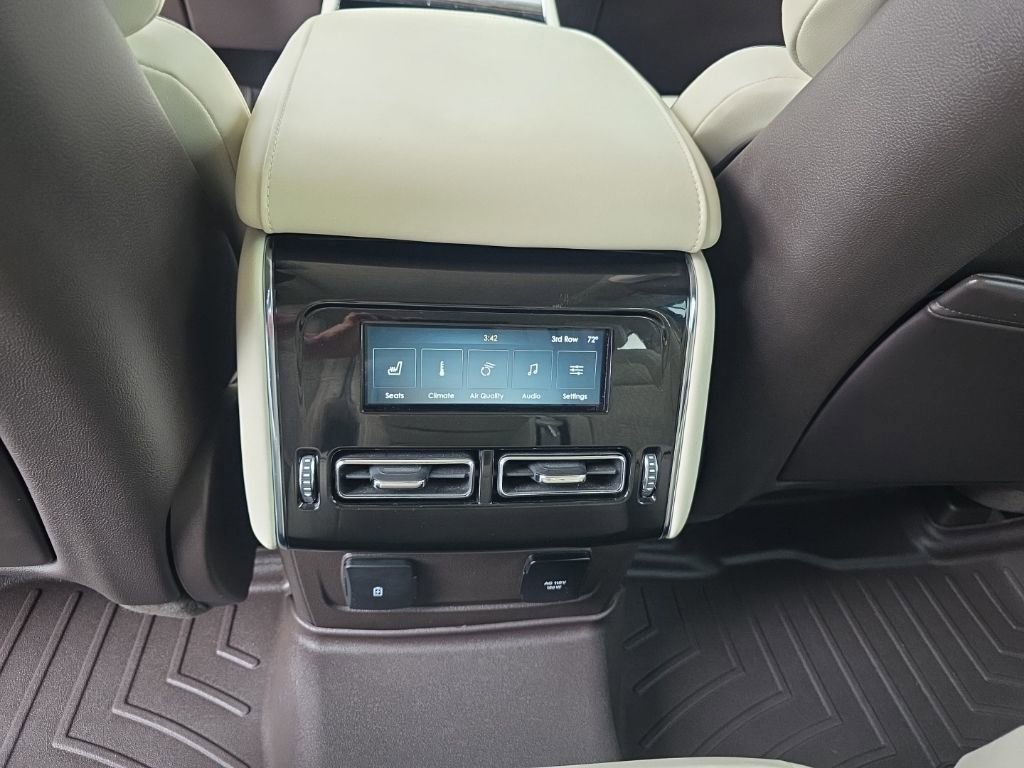 Used 2021 Lincoln Aviator Black Label w/ Dynamic Handling Package image 29