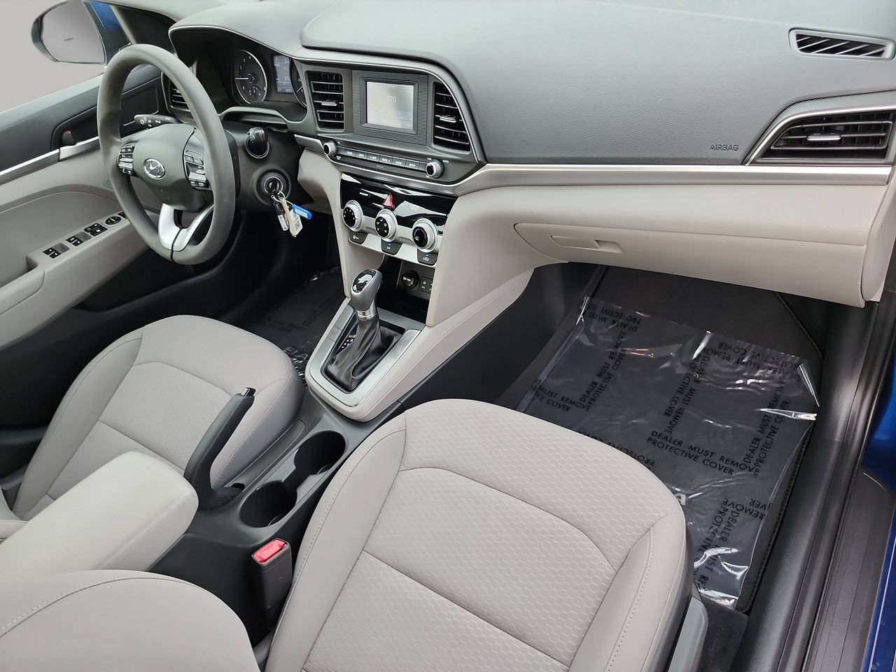 Used 2019 Hyundai Elantra SE FWD image 11