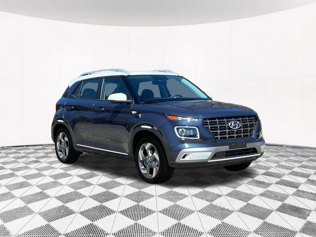 New 2025 Hyundai Venue Limited image 17