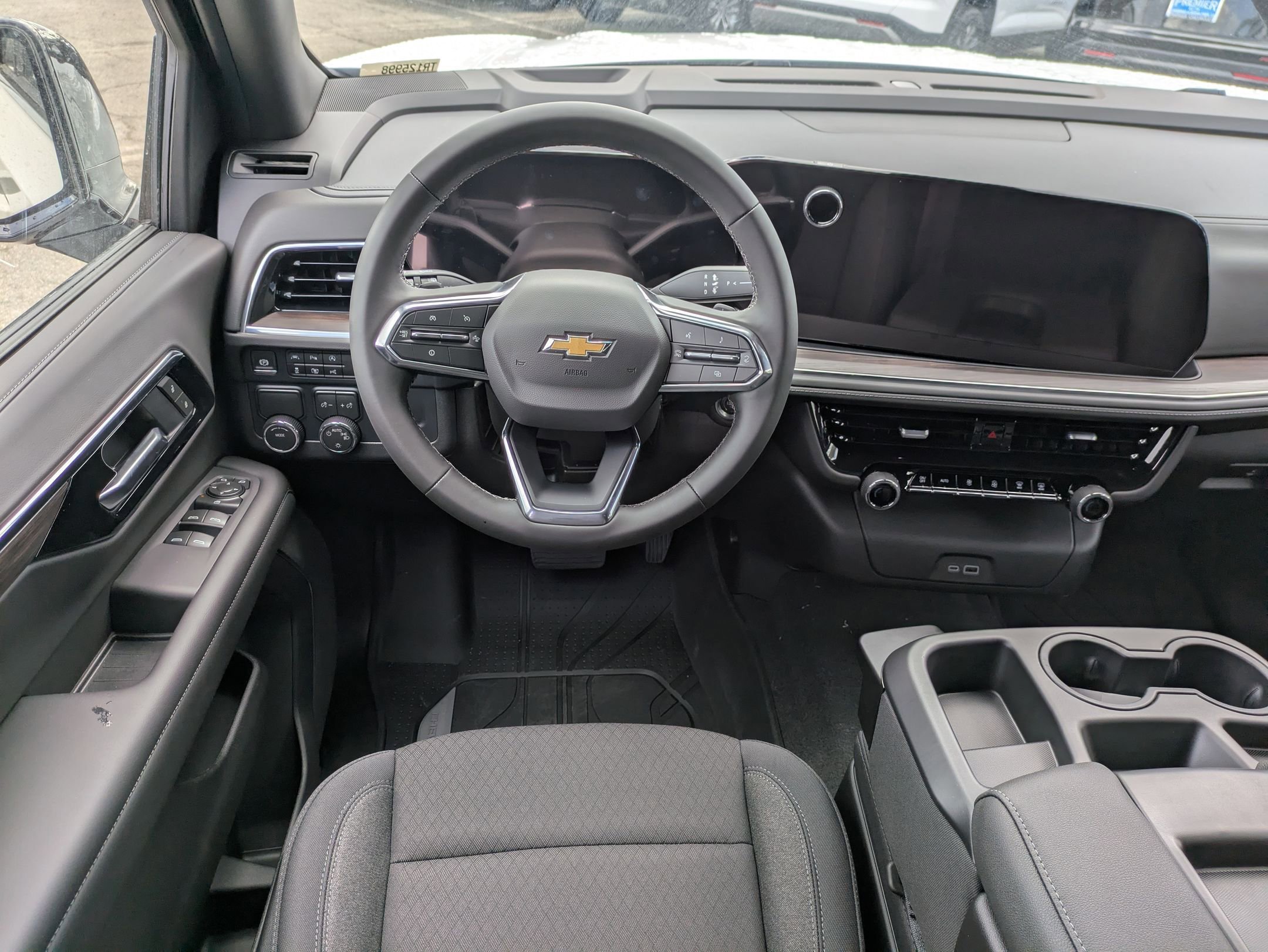 New 2026 Chevrolet Suburban LS image 14