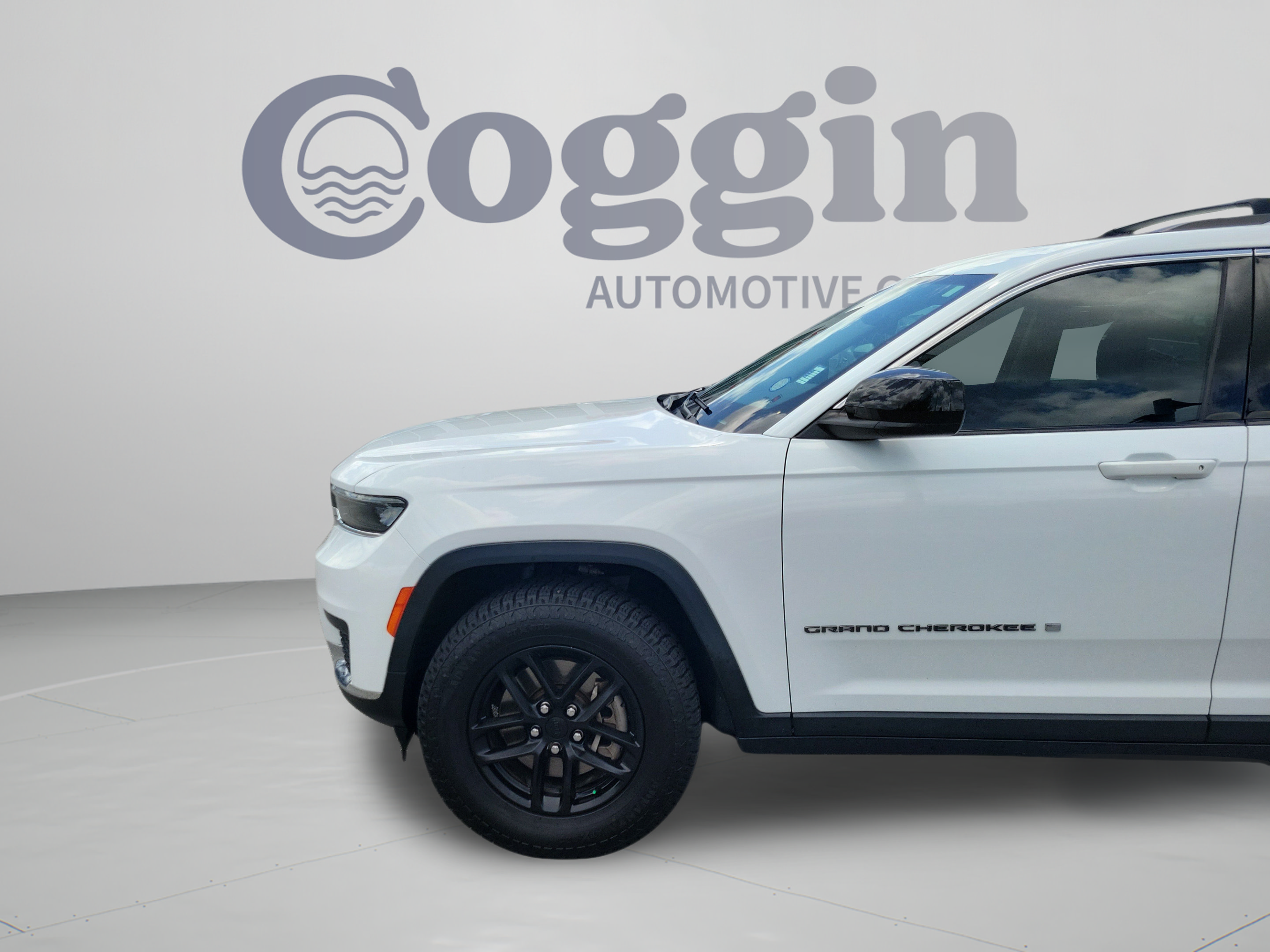 Used 2022 Jeep Grand Cherokee L Laredo w/ Luxury Tech Group I AWD/4WD image 28