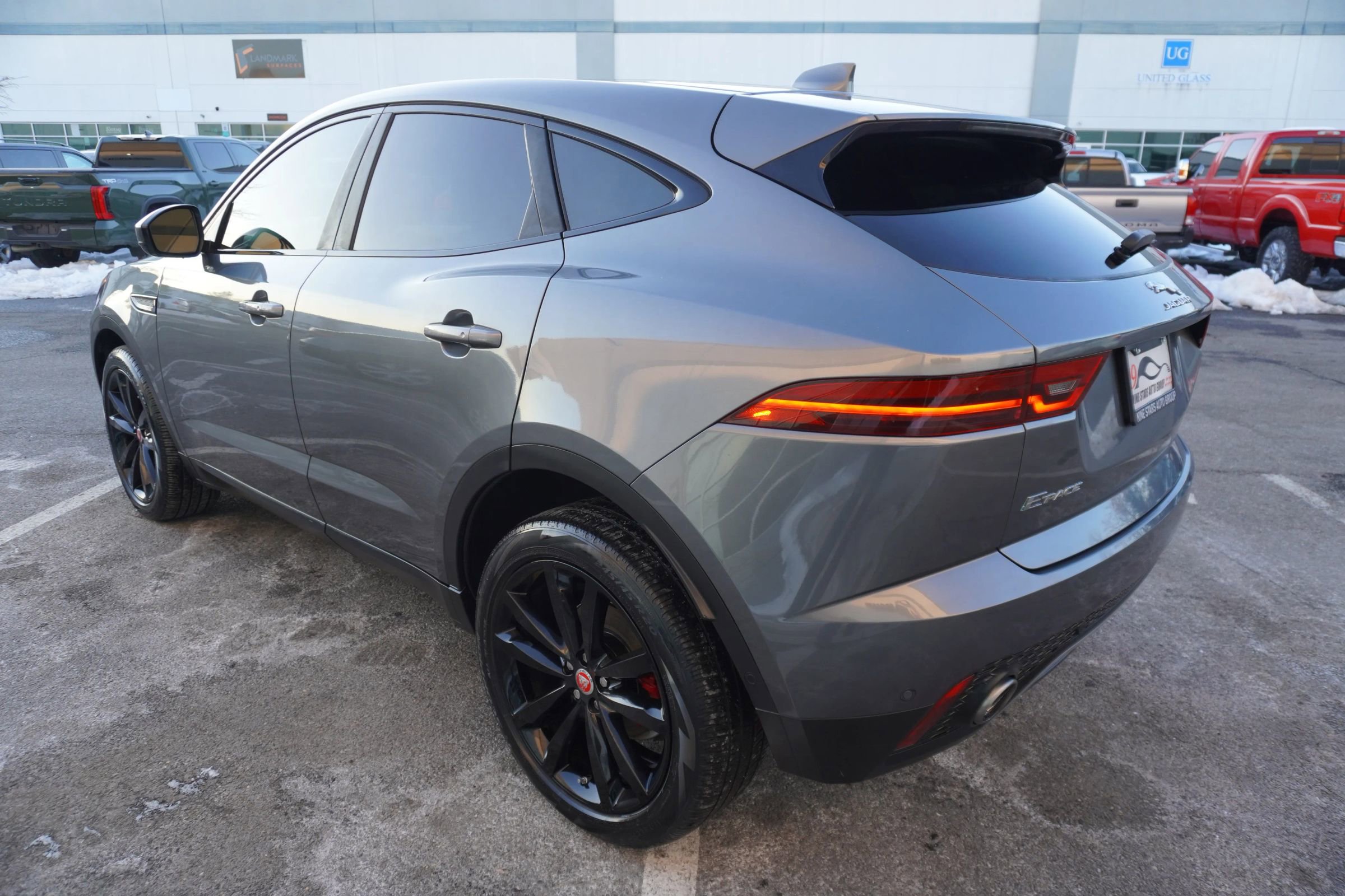 Used 2019 Jaguar E-PACE SE image 5
