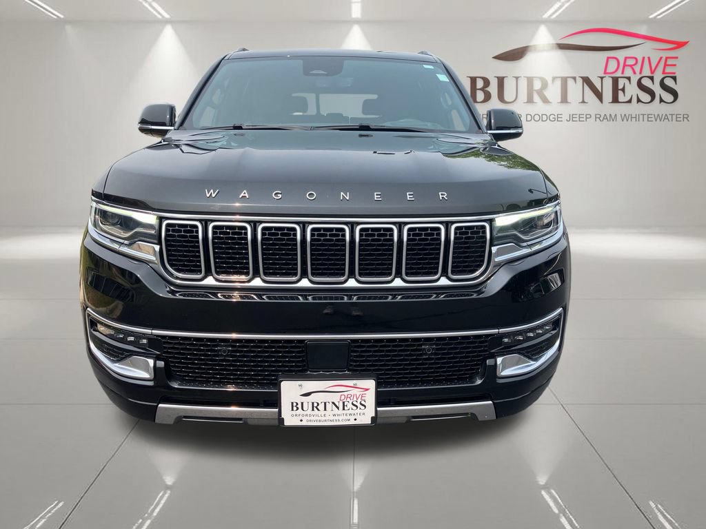 Used 2024 Jeep Wagoneer Series III AWD/4WD image 10
