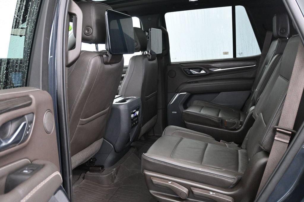 Used 2021 GMC Yukon Denali w/ Denali Ultimate Package AWD/4WD image 15