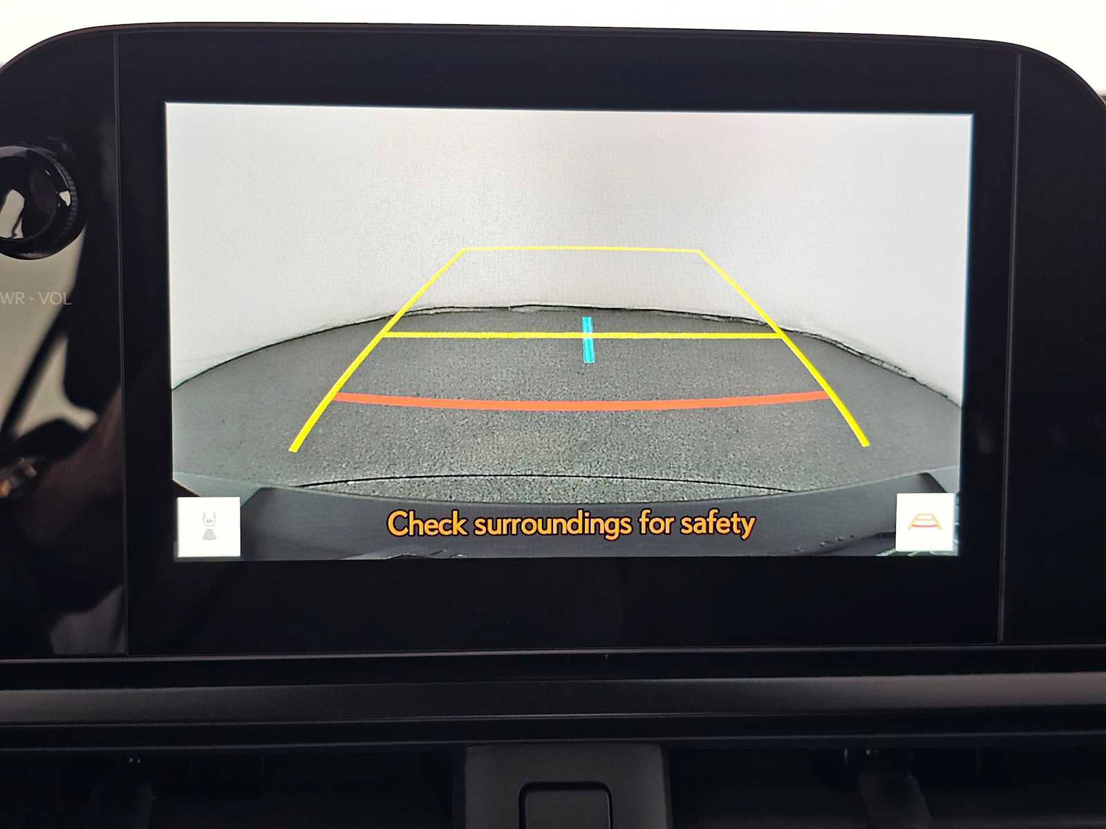 Certified 2025 Lexus UX 300h FWD image 26