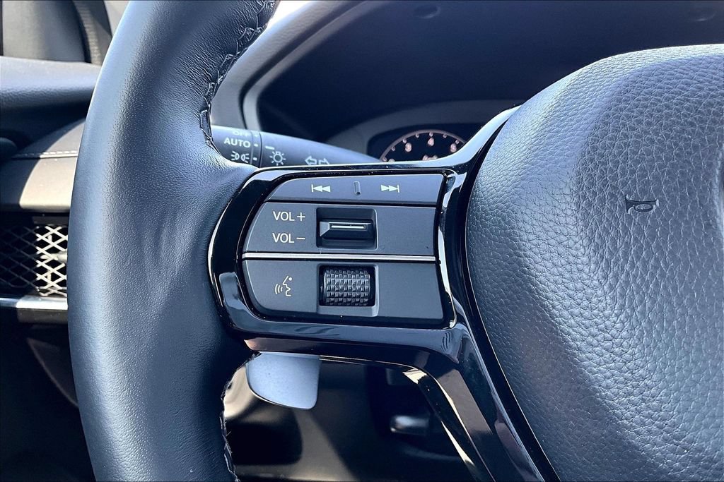 Certified 2026 Acura ADX FWD image 23
