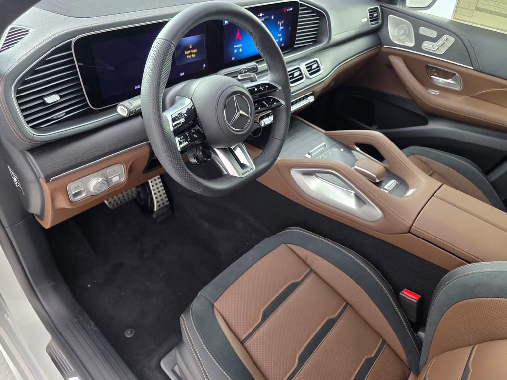 New 2026 Mercedes-Benz GLE 53 AMG 4MATIC Coupe image 7