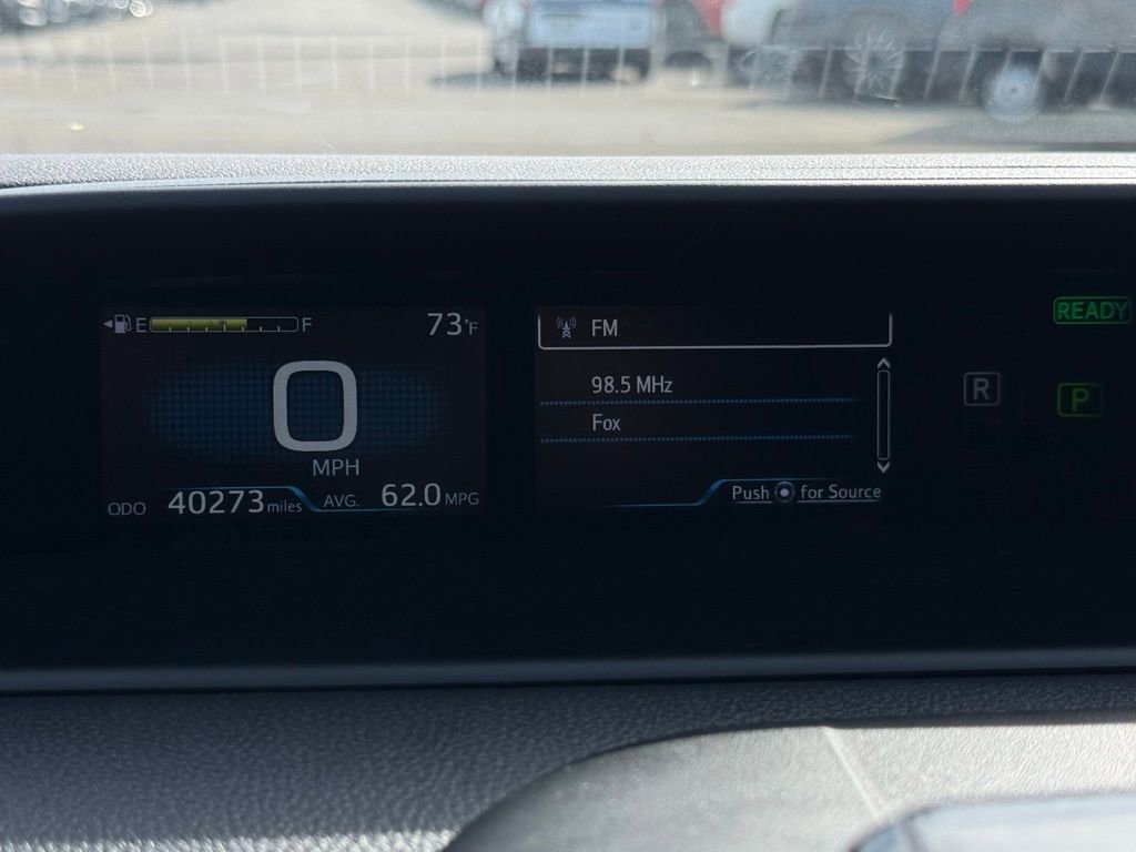 Used 2022 Toyota Prius Prime XLE image 32