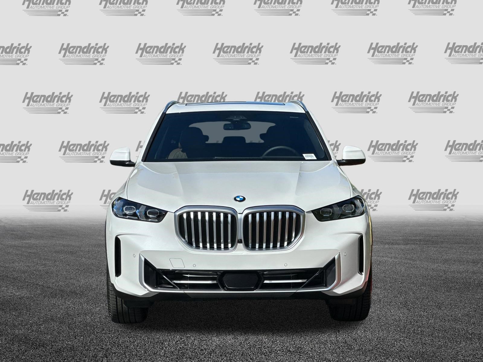 New 2026 BMW X5 xDrive40i w/ Executive Package AWD/4WD image 3