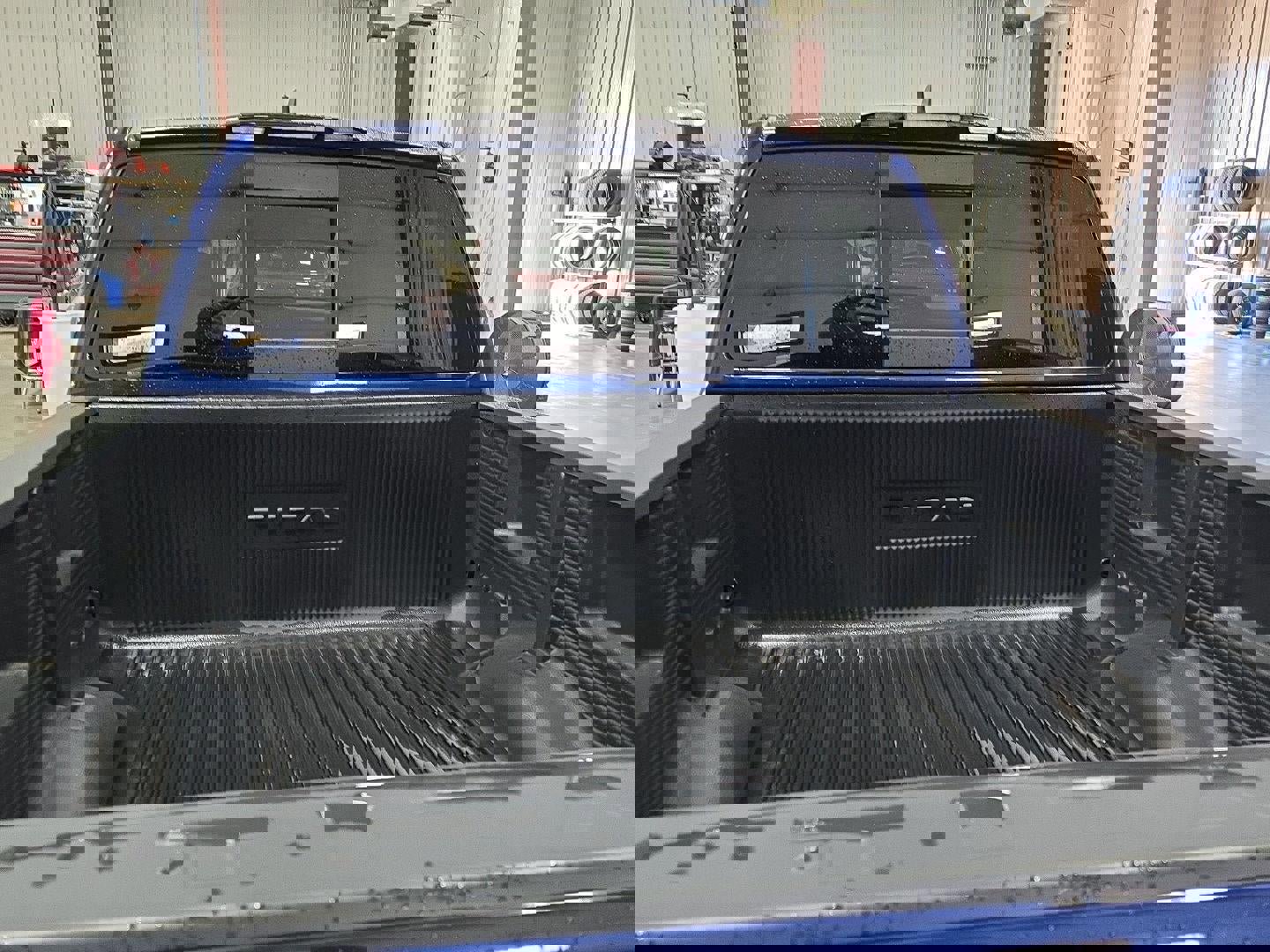 Used 2023 Nissan Titan SV w/ SV Convenience Package image 17