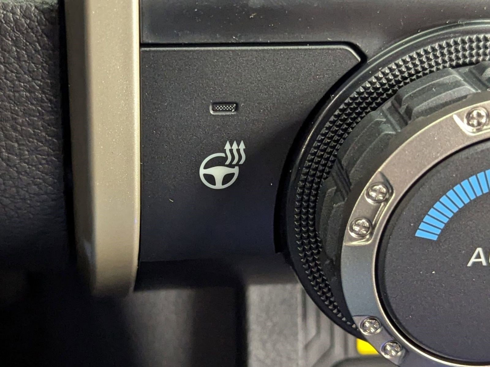 New 2025 Toyota Tacoma SR image 27