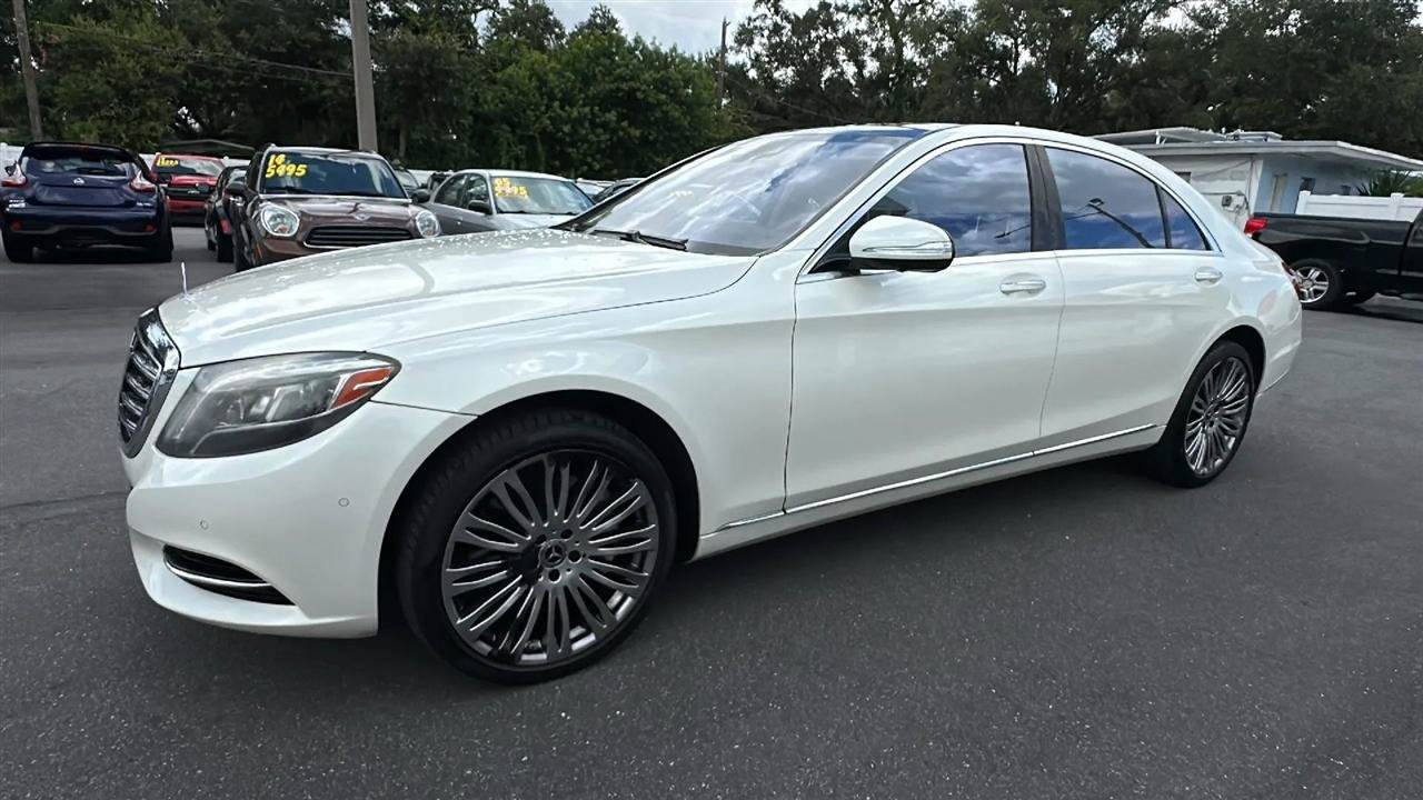 Used 2017 Mercedes-Benz S 550 Sedan image 15
