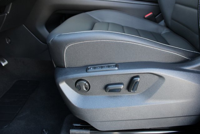 New 2026 Volkswagen Atlas Cross Sport SEL R-Line image 4