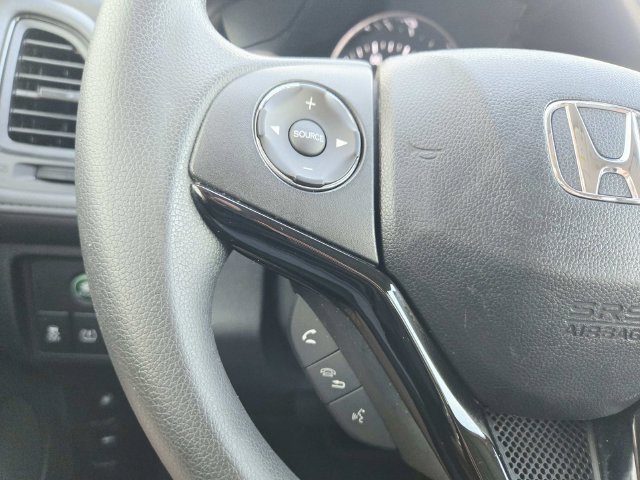 Used 2019 Honda HR-V LX image 16