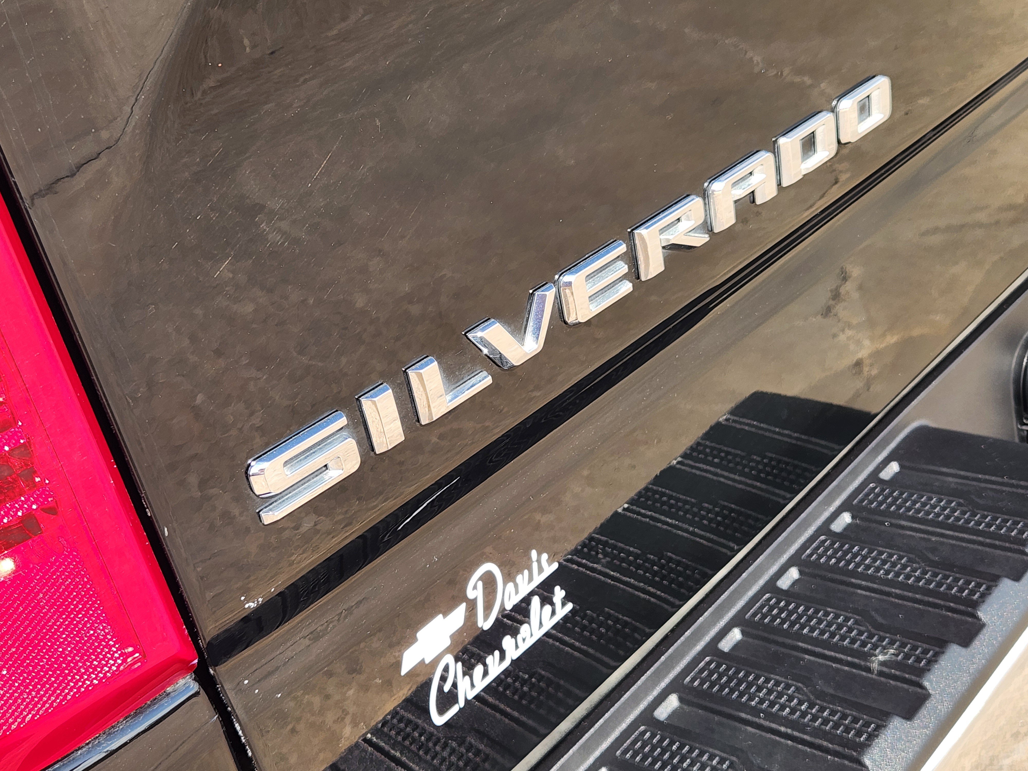 Certified 2025 Chevrolet Silverado 1500 LT AWD/4WD image 13