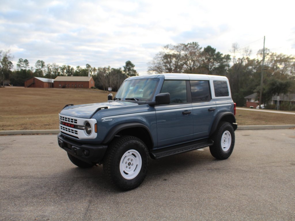 New 2025 Ford Bronco Heritage Edition image 1