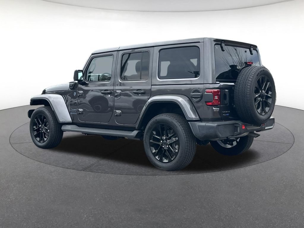 Certified 2025 Jeep Wrangler Unlimited Sahara AWD/4WD image 3