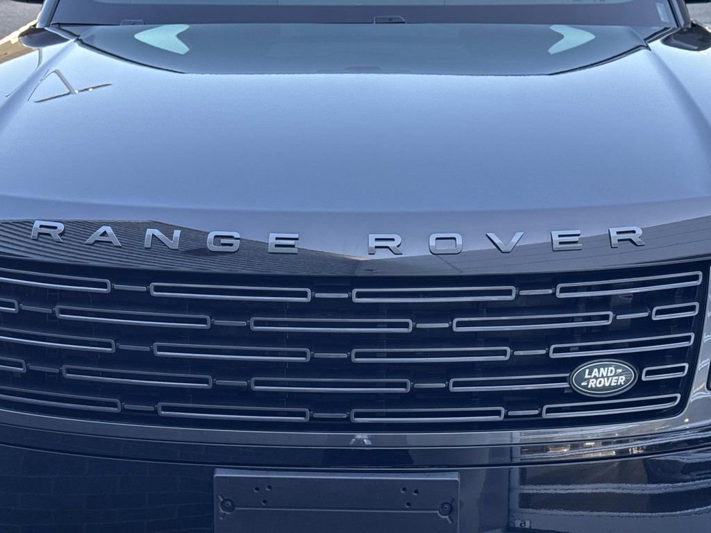 Certified 2024 Land Rover Range Rover SE AWD/4WD image 10