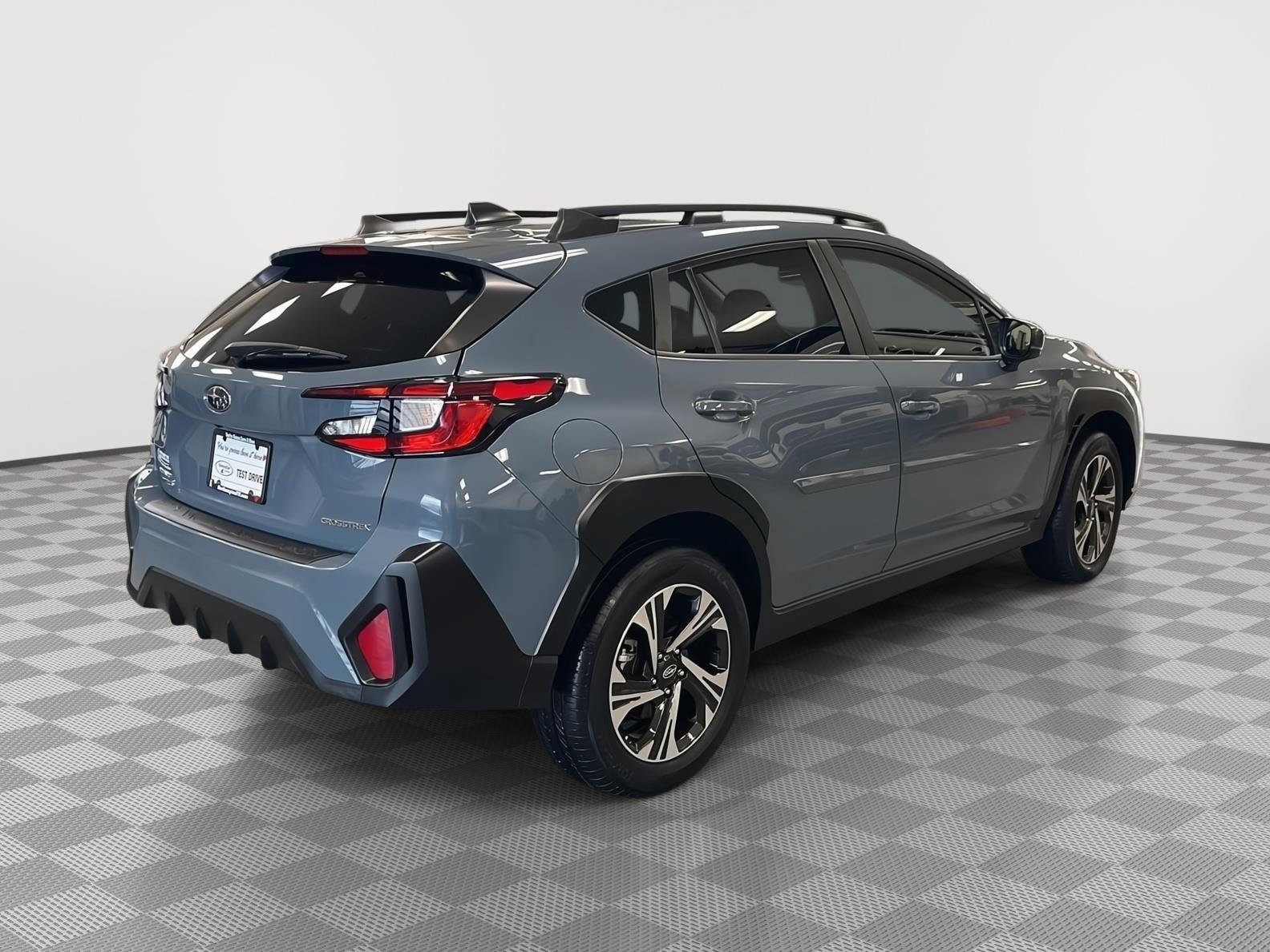 Used 2024 Subaru Crosstrek 2.0i Premium AWD/4WD image 5